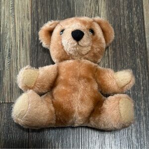 DAKIN vintage small tan brown bear 1981 nut shells